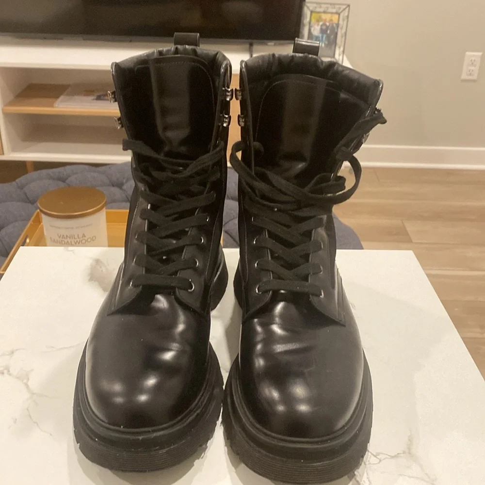 Prada men’s size 12 Boots in black - Picture 4 of 8